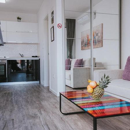 Apartments & Rooms Danivan Pool Villas B Novalja Phòng bức ảnh