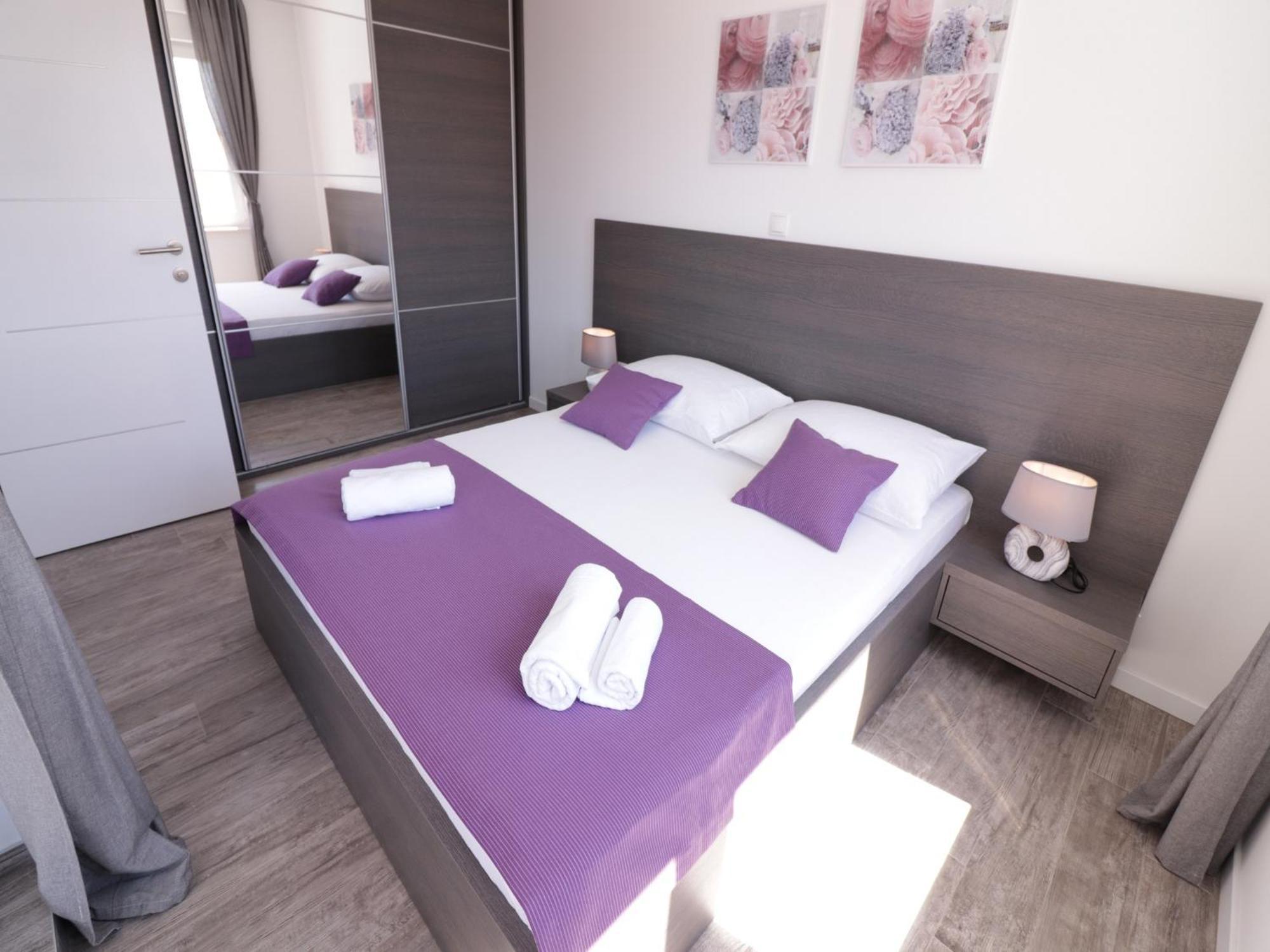Apartments & Rooms Danivan Pool Villas B Novalja Phòng bức ảnh