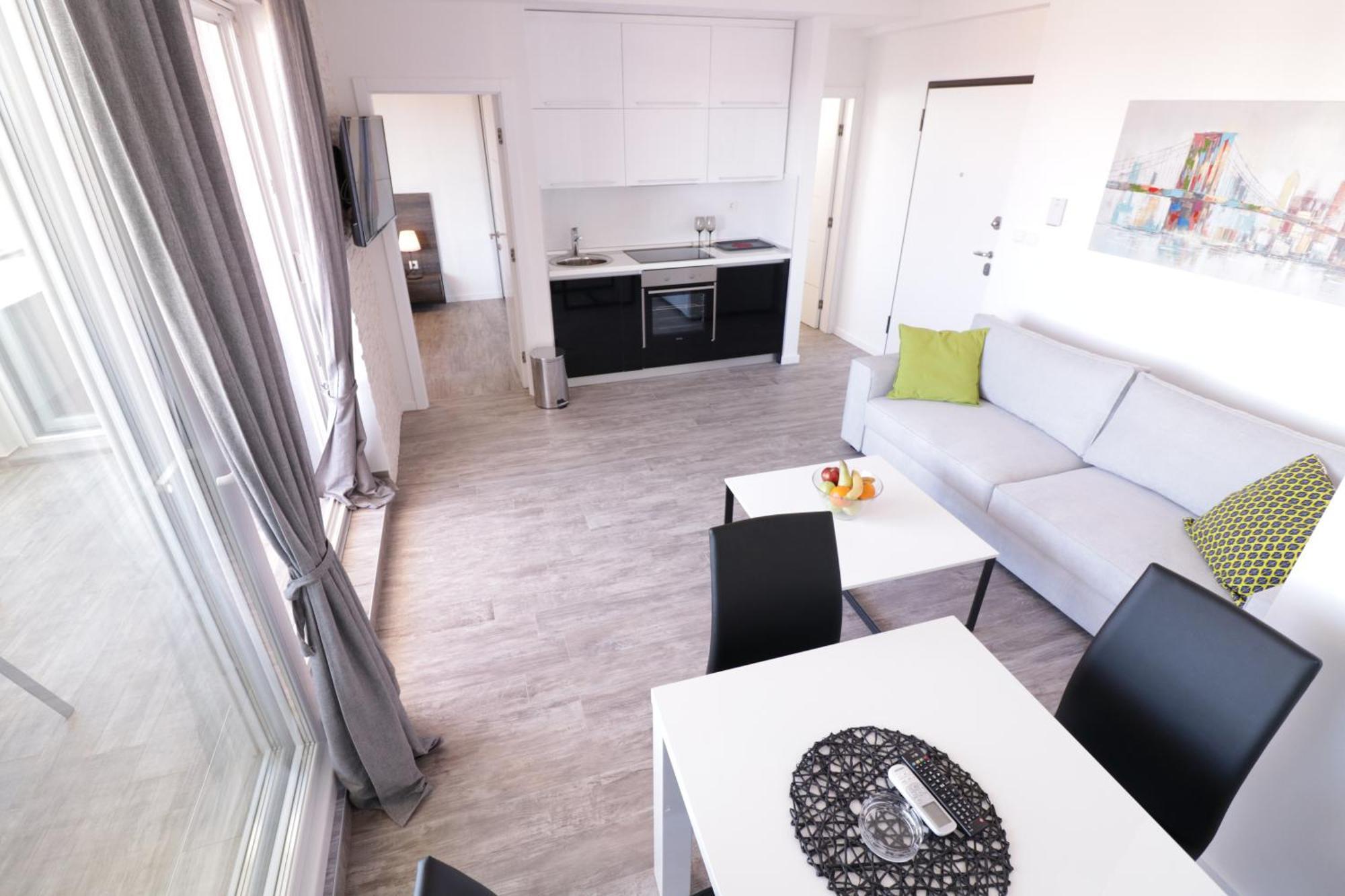 Apartments & Rooms Danivan Pool Villas B Novalja Phòng bức ảnh